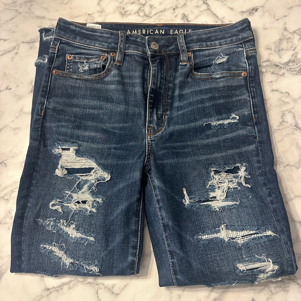 American Eagle High Waisted Jeans